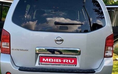Nissan Pathfinder, 2012 год, 2 000 000 рублей, 2 фотография