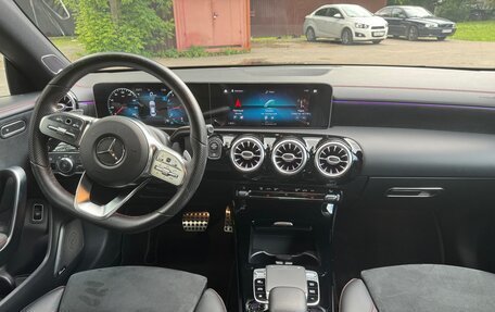Mercedes-Benz CLA, 2019 год, 4 000 000 рублей, 12 фотография