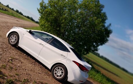 Hyundai Elantra V, 2015 год, 1 270 000 рублей, 2 фотография