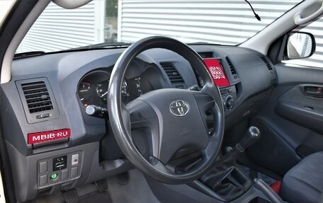 Toyota Hilux VII, 2011 год, 1 999 000 рублей, 11 фотография