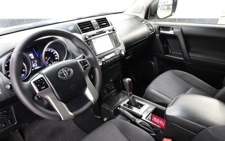 Toyota Land Cruiser Prado 150 рестайлинг 2, 2015 год, 3 700 000 рублей, 15 фотография