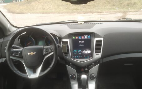 Chevrolet Cruze II, 2014 год, 910 000 рублей, 6 фотография