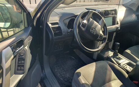 Toyota Land Cruiser Prado 150 рестайлинг 2, 2011 год, 2 795 000 рублей, 4 фотография