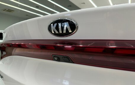 KIA K5, 2021 год, 2 400 000 рублей, 11 фотография