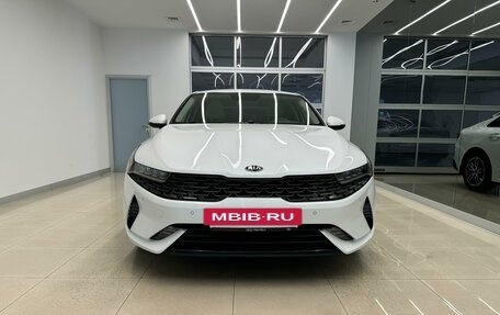 KIA K5, 2021 год, 2 400 000 рублей, 2 фотография