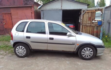 Opel Corsa B, 1999 год, 230 000 рублей, 2 фотография