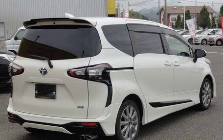Toyota Sienta II, 2020 год, 1 042 000 рублей, 5 фотография