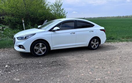 Hyundai Solaris II рестайлинг, 2019 год, 1 500 000 рублей, 10 фотография