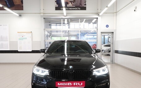 BMW 5 серия, 2020 год, 5 950 000 рублей, 2 фотография