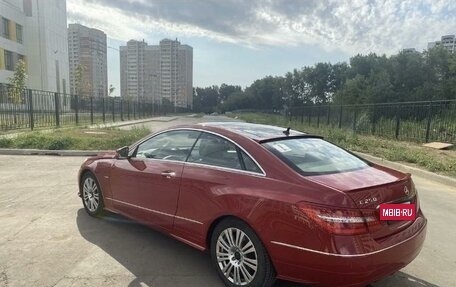 Mercedes-Benz E-Класс, 2011 год, 1 800 000 рублей, 5 фотография