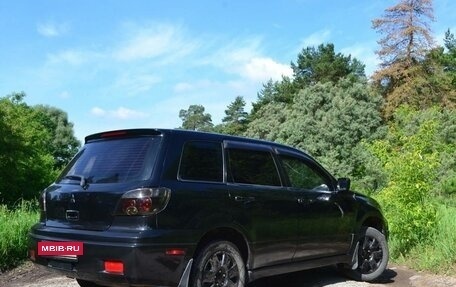 Mitsubishi Outlander III рестайлинг 3, 2002 год, 650 000 рублей, 4 фотография