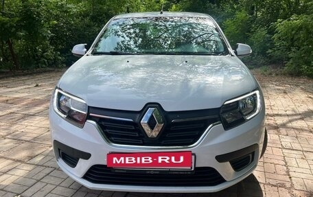 Renault Logan II, 2021 год, 1 070 000 рублей, 2 фотография