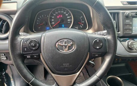 Toyota RAV4, 2015 год, 2 270 000 рублей, 7 фотография