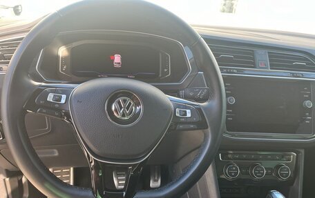 Volkswagen Tiguan II, 2019 год, 2 847 000 рублей, 8 фотография