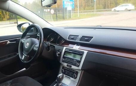 Volkswagen Passat B7, 2011 год, 950 000 рублей, 5 фотография