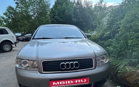 Audi A4, 2004 год, 700 000 рублей, 1 фотография