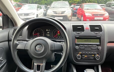 Volkswagen Jetta VI, 2010 год, 759 000 рублей, 17 фотография
