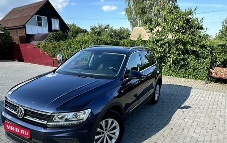 Volkswagen Tiguan II, 2017 год, 2 660 000 рублей, 1 фотография