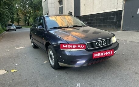 Audi A4, 1998 год, 175 000 рублей, 3 фотография