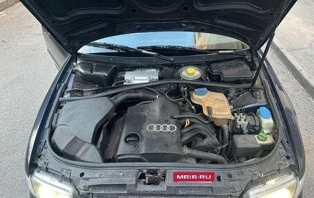 Audi A4, 1998 год, 175 000 рублей, 11 фотография