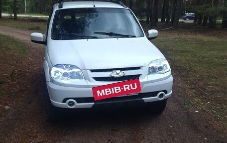 Chevrolet Niva I рестайлинг, 2013 год, 450 000 рублей, 2 фотография