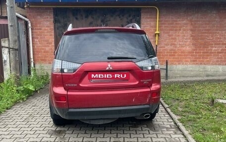 Mitsubishi Outlander III рестайлинг 3, 2008 год, 1 100 000 рублей, 3 фотография