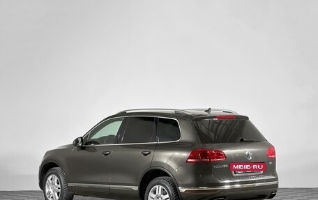 Volkswagen Touareg III, 2015 год, 2 730 000 рублей, 3 фотография