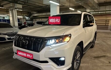 Toyota Land Cruiser Prado 150 рестайлинг 2, 2020 год, 7 600 000 рублей, 2 фотография