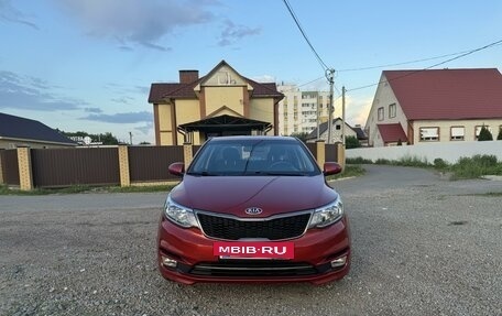 KIA Rio III рестайлинг, 2017 год, 1 395 000 рублей, 2 фотография