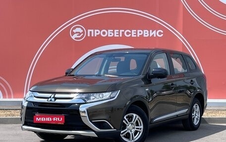 Mitsubishi Outlander III рестайлинг 3, 2018 год, 2 149 000 рублей, 1 фотография