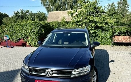 Volkswagen Tiguan II, 2017 год, 2 660 000 рублей, 3 фотография