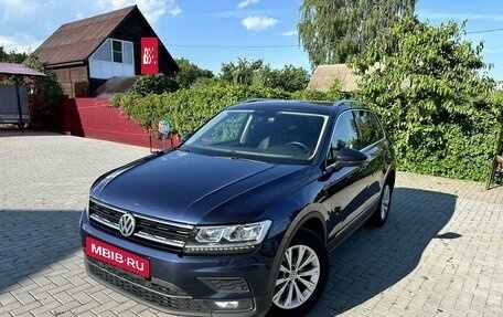 Volkswagen Tiguan II, 2017 год, 2 660 000 рублей, 2 фотография