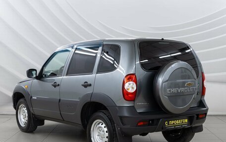 Chevrolet Niva I рестайлинг, 2017 год, 798 000 рублей, 6 фотография