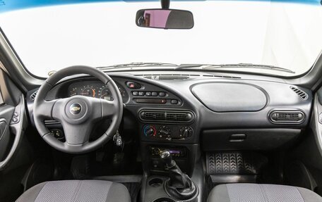 Chevrolet Niva I рестайлинг, 2017 год, 798 000 рублей, 14 фотография