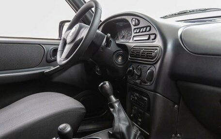 Chevrolet Niva I рестайлинг, 2017 год, 798 000 рублей, 30 фотография
