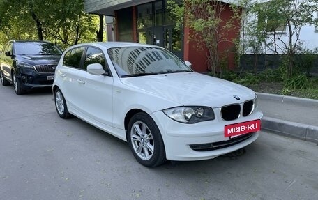 BMW 1 серия, 2010 год, 1 000 000 рублей, 2 фотография