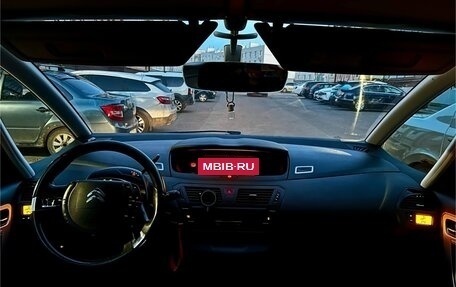 Citroen C4 Picasso II рестайлинг, 2011 год, 675 000 рублей, 6 фотография