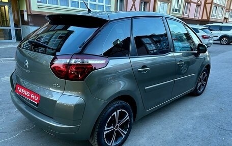 Citroen C4 Picasso II рестайлинг, 2011 год, 675 000 рублей, 4 фотография