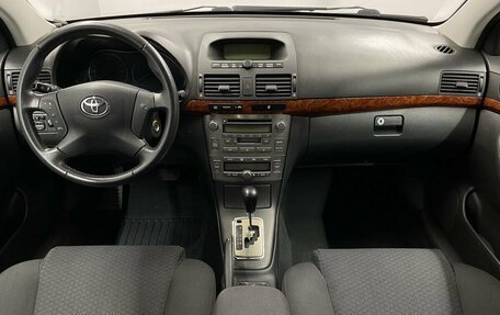 Toyota Avensis III рестайлинг, 2005 год, 815 000 рублей, 8 фотография