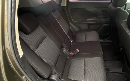 Mitsubishi Outlander III рестайлинг 3, 2018 год, 2 149 000 рублей, 27 фотография