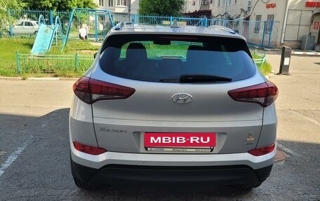 Hyundai Tucson III, 2018 год, 2 450 000 рублей, 2 фотография