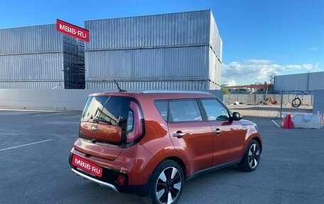 KIA Soul II рестайлинг, 2017 год, 1 521 000 рублей, 5 фотография