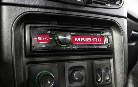 Chevrolet Niva I рестайлинг, 2014 год, 588 000 рублей, 14 фотография
