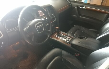 Audi Q7, 2010 год, 1 750 000 рублей, 10 фотография