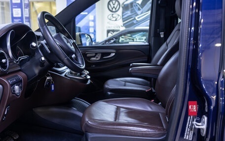 Mercedes-Benz V-Класс, 2018 год, 4 949 000 рублей, 12 фотография