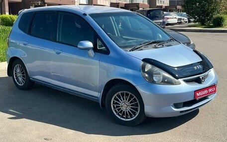 Honda Fit III, 2002 год, 450 000 рублей, 1 фотография