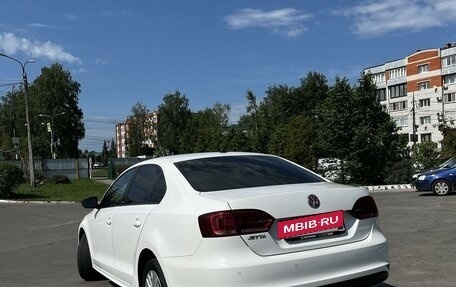 Volkswagen Jetta VI, 2014 год, 1 625 000 рублей, 3 фотография