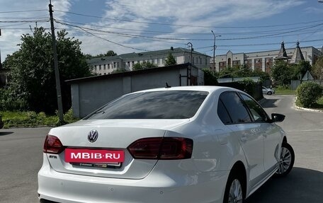 Volkswagen Jetta VI, 2014 год, 1 625 000 рублей, 4 фотография