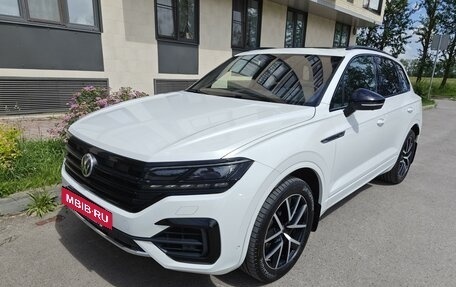 Volkswagen Touareg III, 2019 год, 10 000 000 рублей, 3 фотография