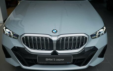 BMW 5 серия, 2023 год, 10 968 000 рублей, 7 фотография